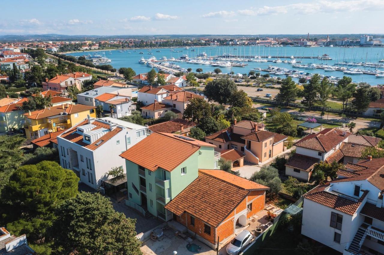 Andrea House With Apartments Umag Kültér fotó