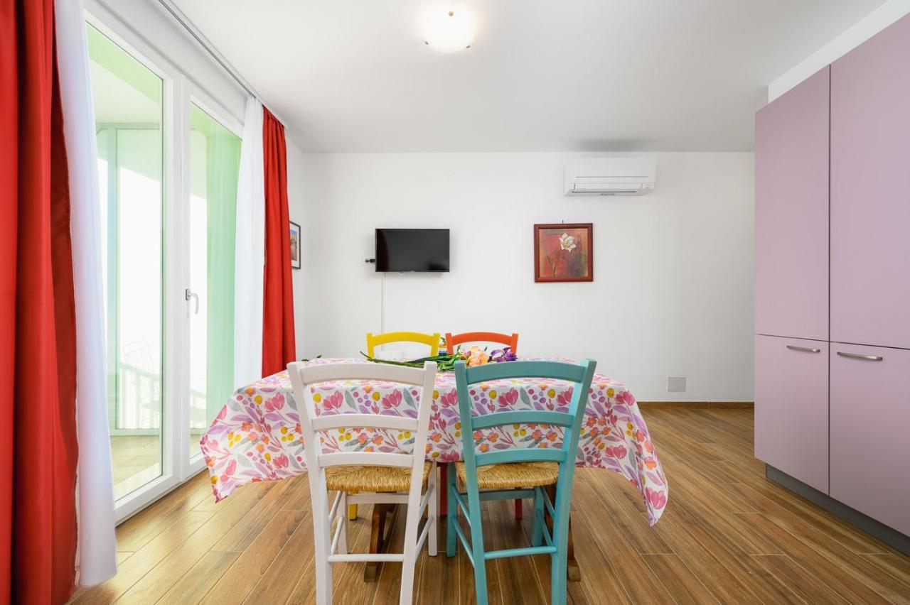 Andrea House With Apartments Umag Kültér fotó